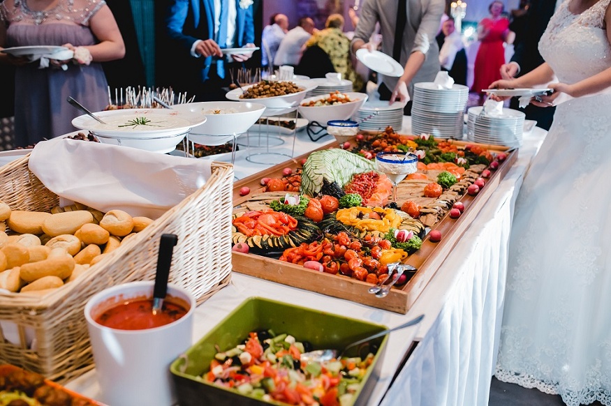 Choose a Wedding Caterer